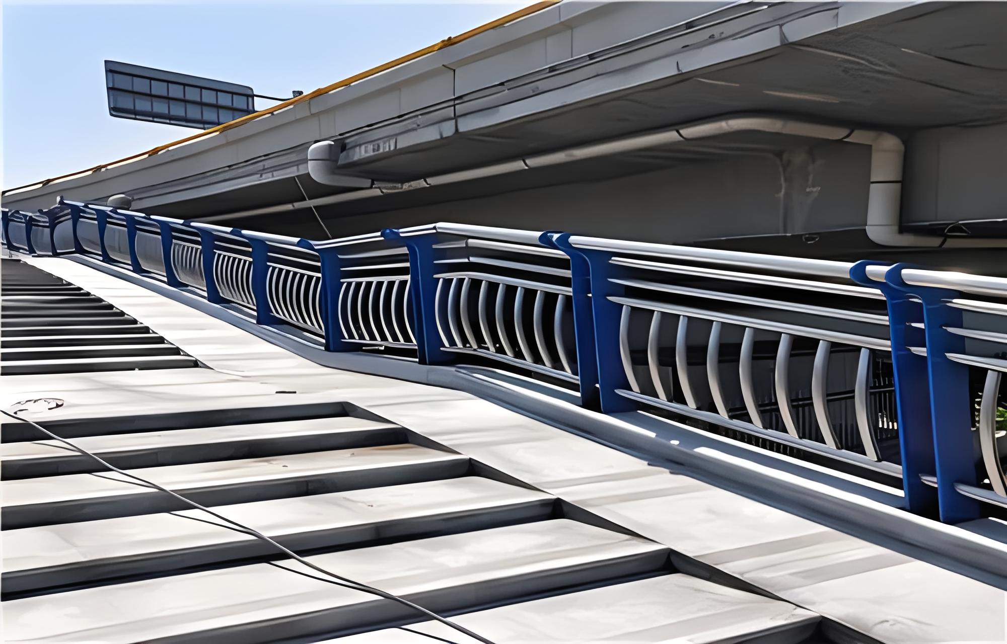 咸宁不锈钢桥梁护栏维护方案：确保安全，延长使用寿命