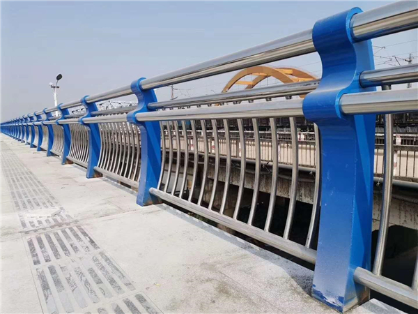 咸宁304不锈钢复合管护栏的生产工艺揭秘